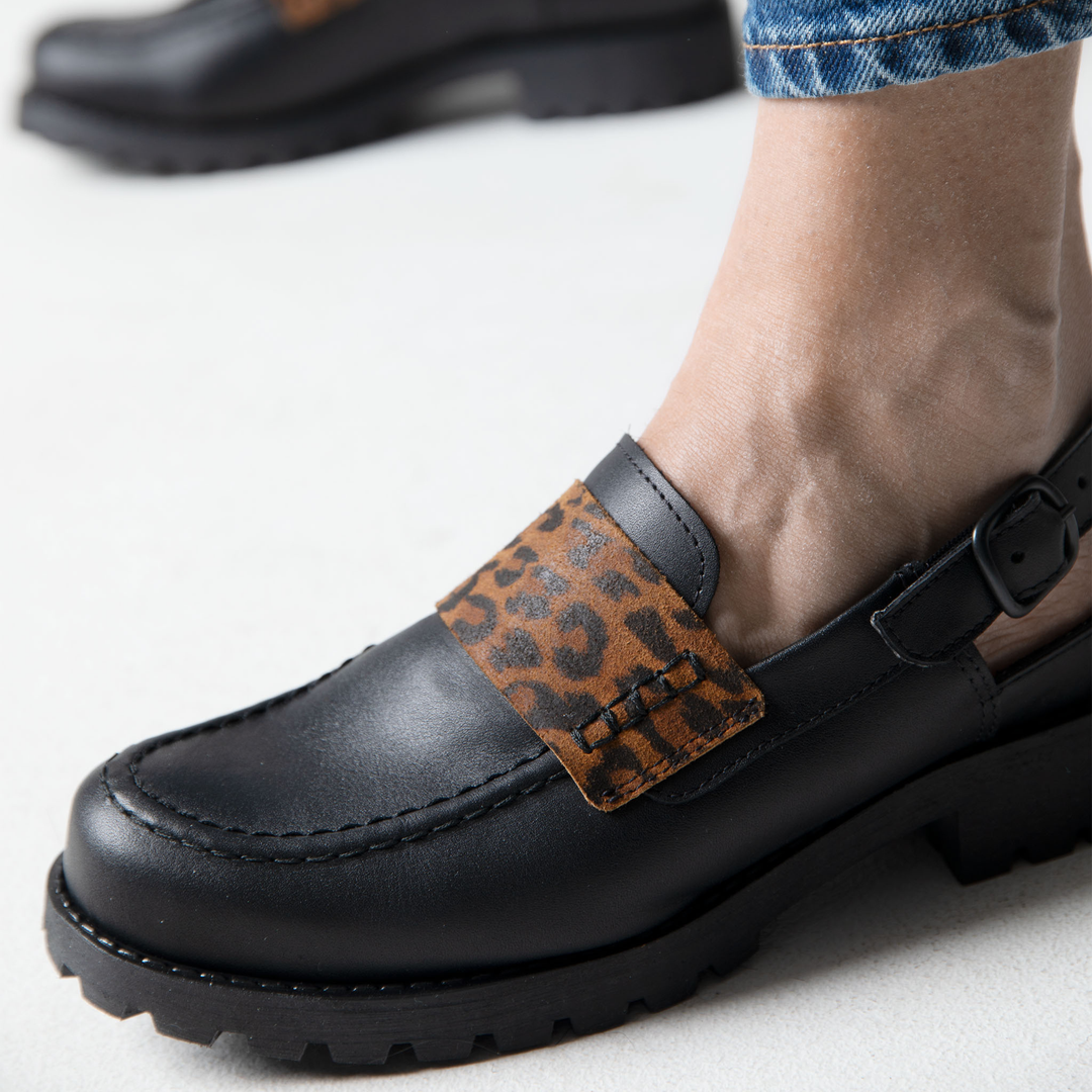 TATAR Slingback loafers