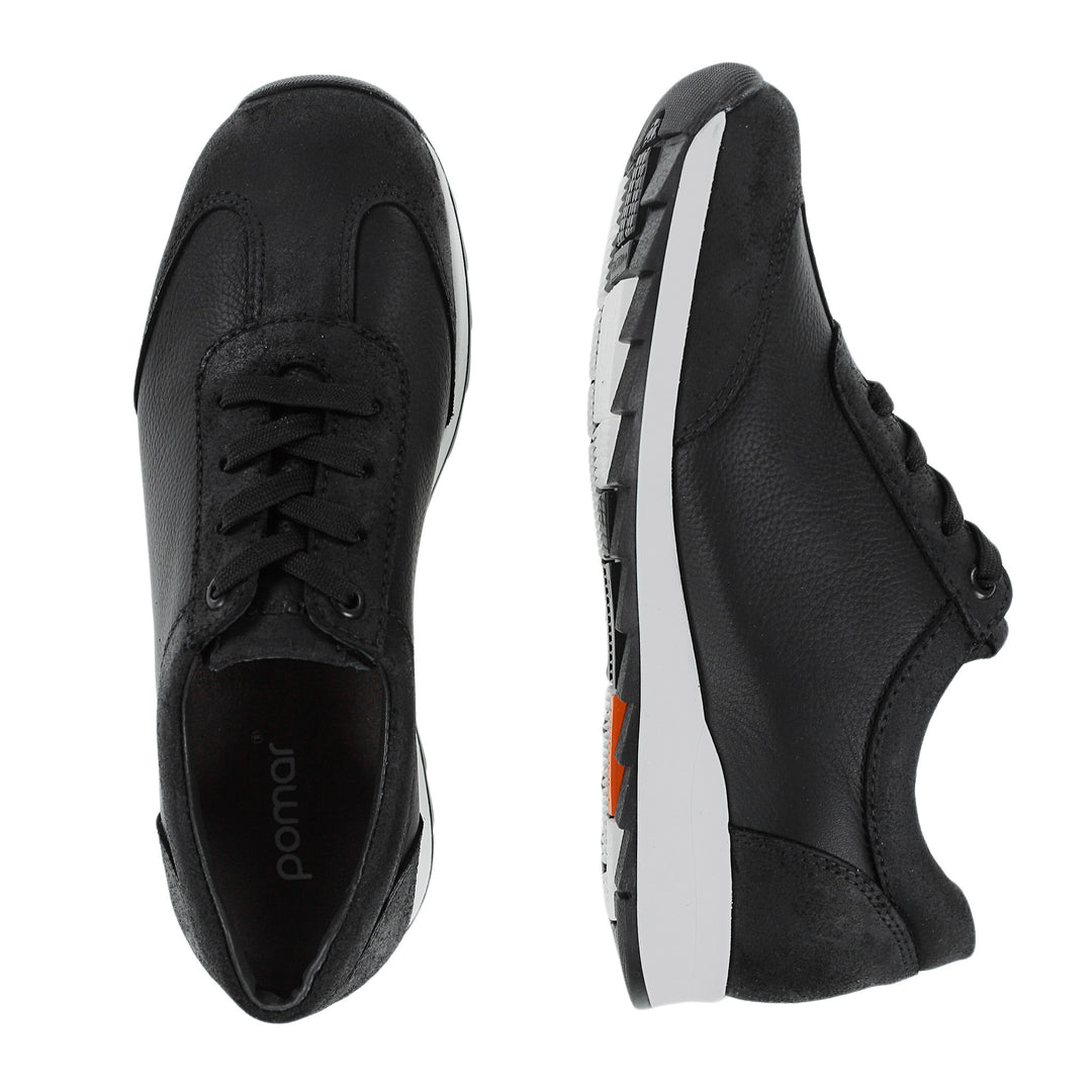 ARONIA Leather Sneakers