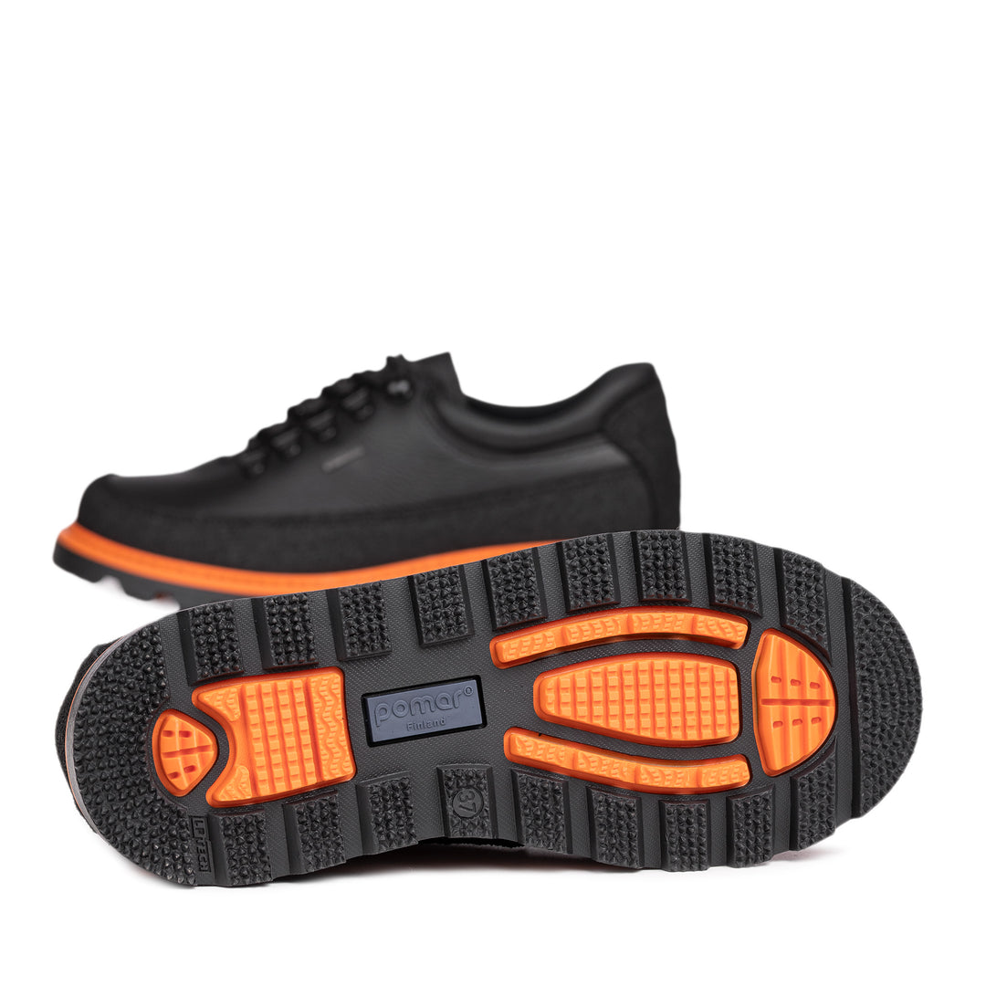 ELISA Women’s GORE-TEX® lace-up shoe