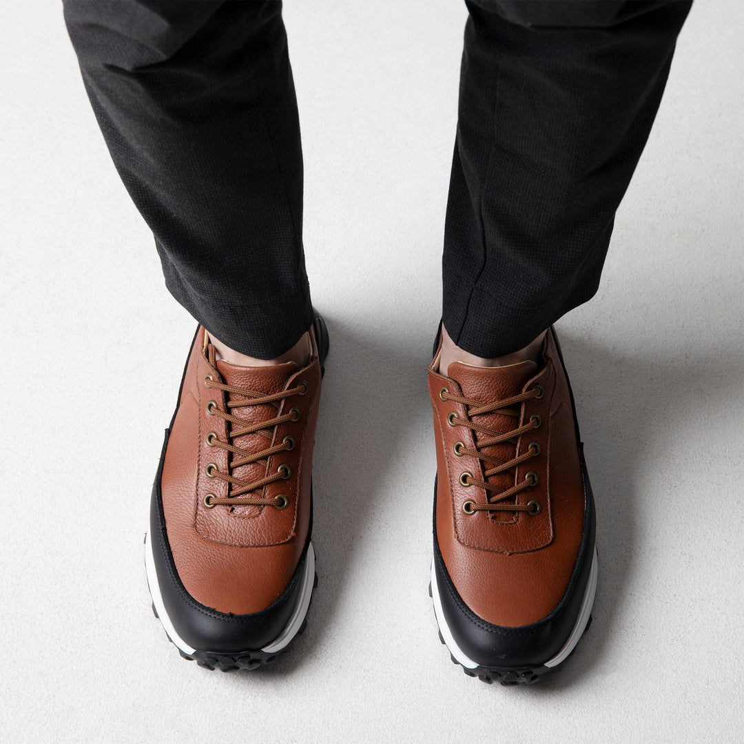 PIISPA Leather Sneakers