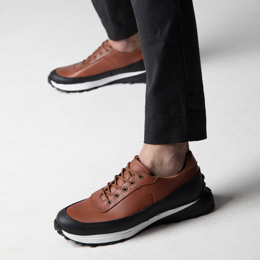 PIISPA Leather Sneakers