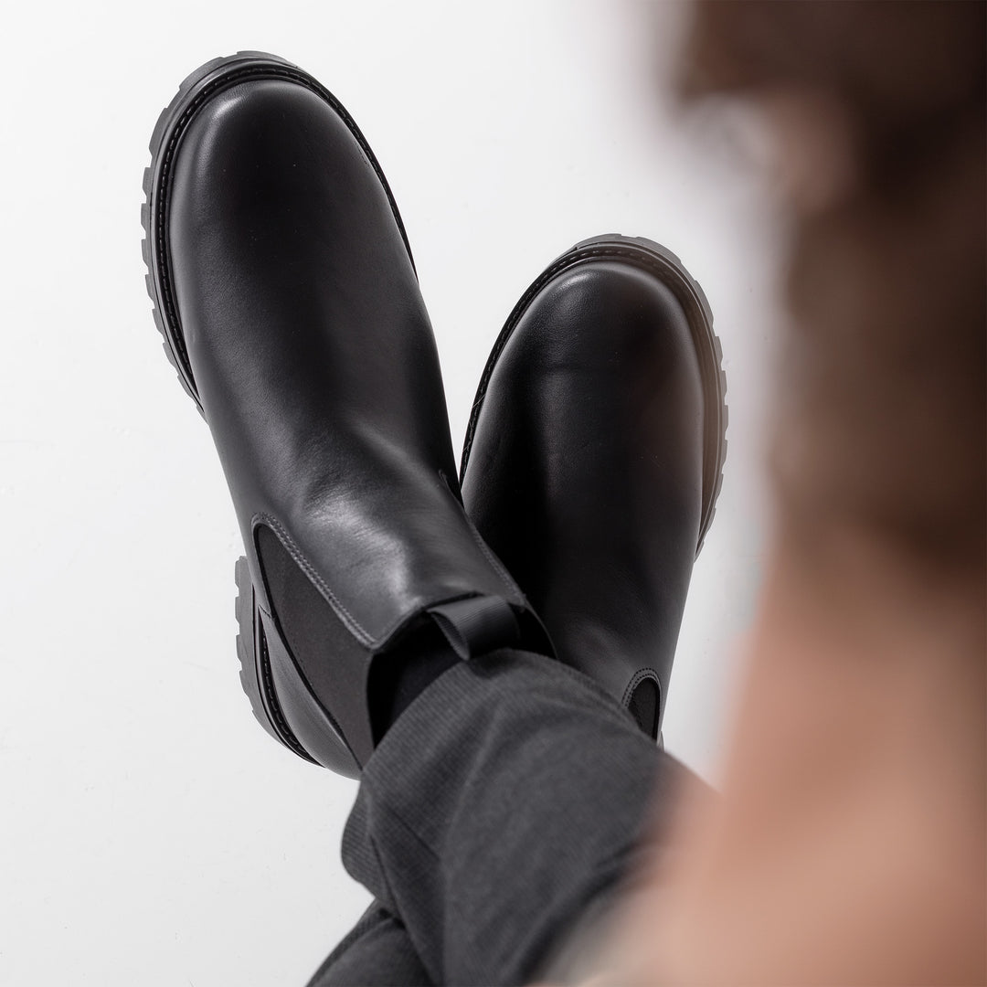 KOSMOS Men’s GORE-TEX® Chelsea Boots