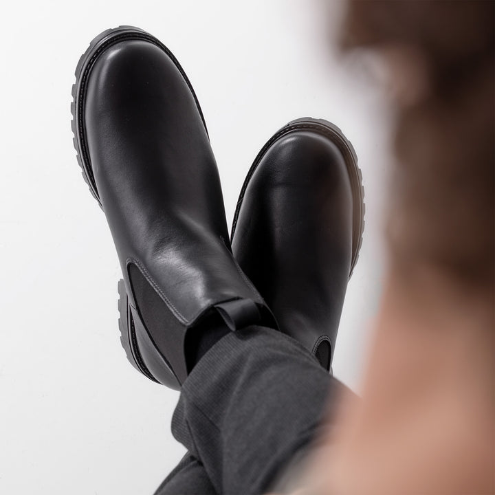 KOSMOS Men’s GORE-TEX® Chelsea Boots