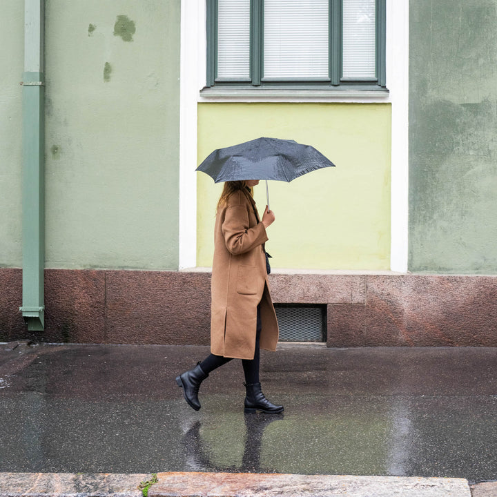 LUHTA Women's lace-up boots