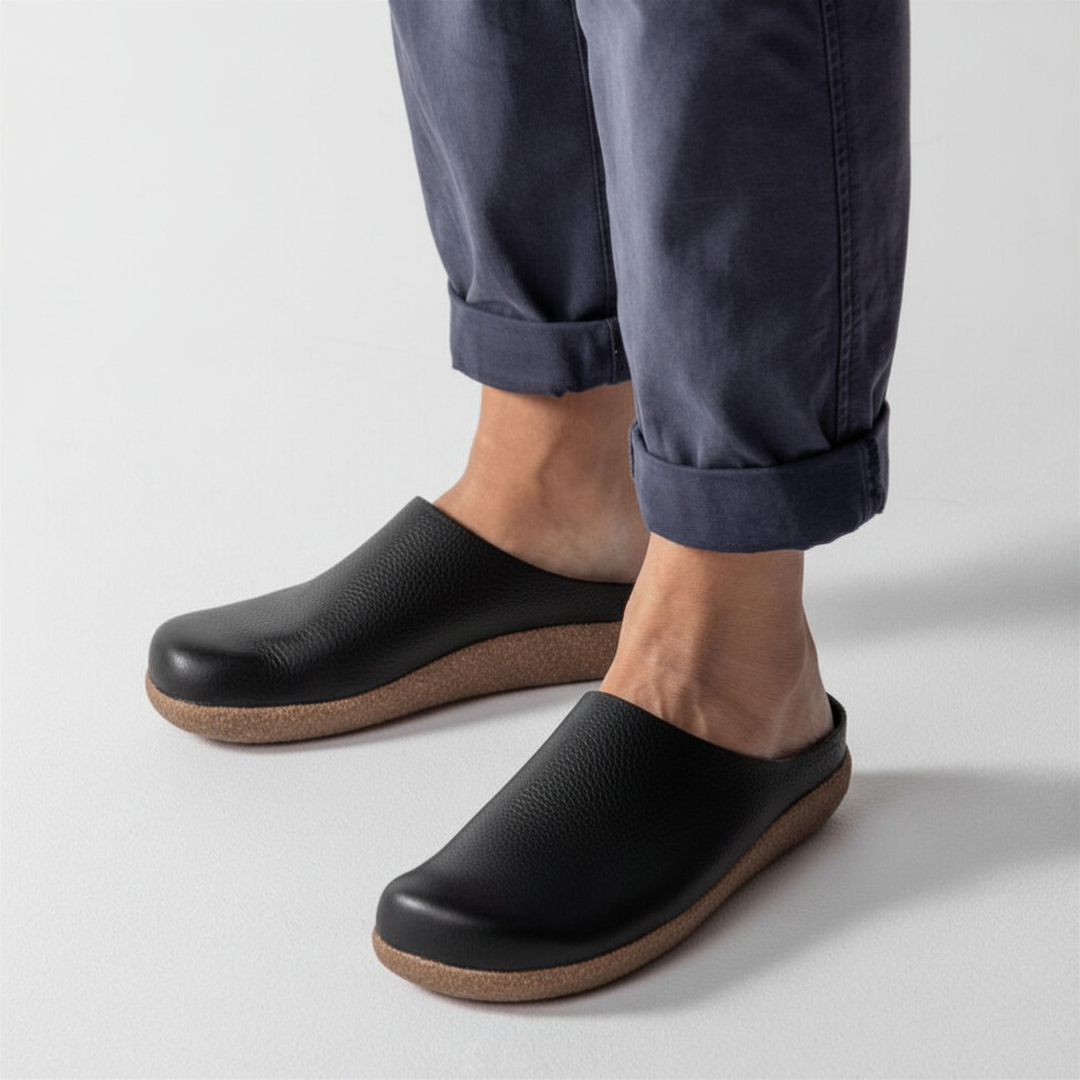 HUNAJA Leather Slip-Ons