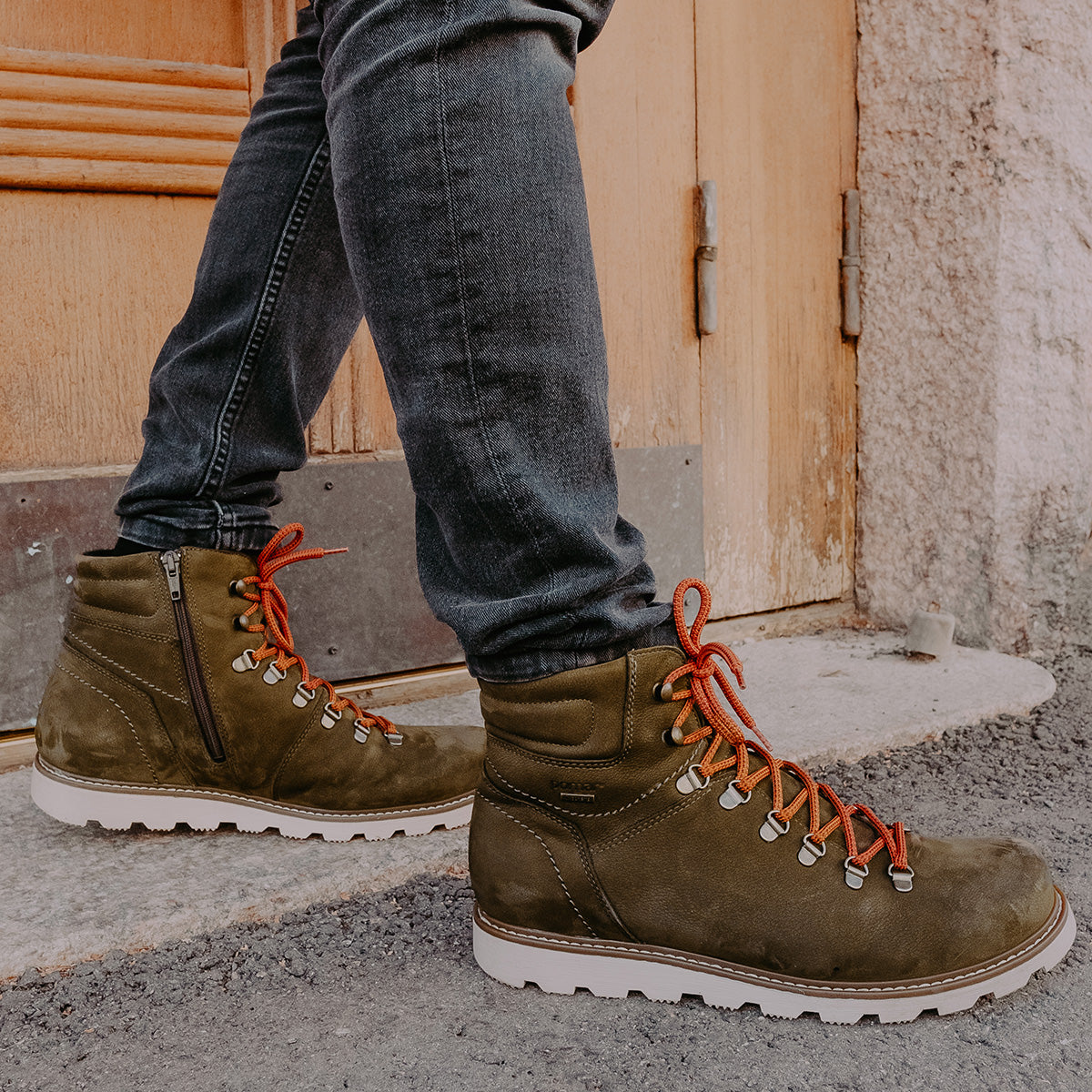 Danner low outlet cut boots